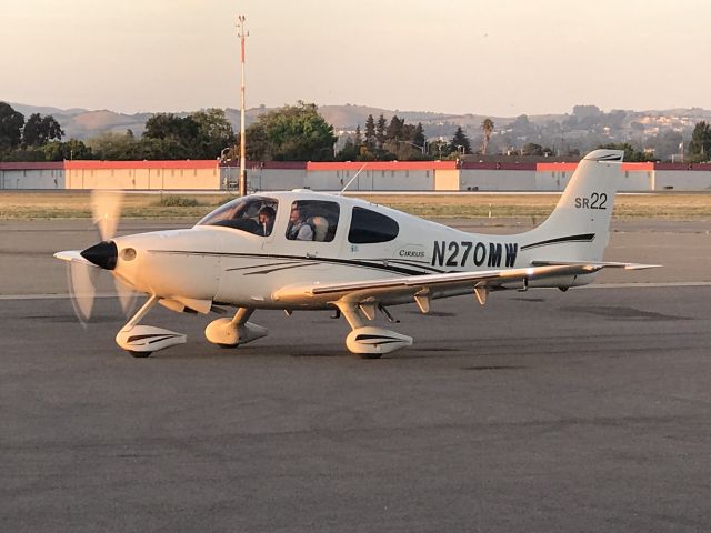 Cirrus SR-22 (N270MW) - Mike Whiskey cross country 2019, long way from VA