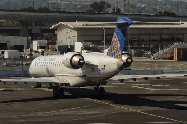 Canadair Regional Jet CRJ-700 (N787SK) - 31st Oct., 2020: Parked on the ramp at a semi deserted ramp in the middle of global COVID-19 pandemic; as of November 2020, this aircraft has been grounded. (See http://www.planexplorer.net/Xploregallery/displayimage.php?pid=1724 )