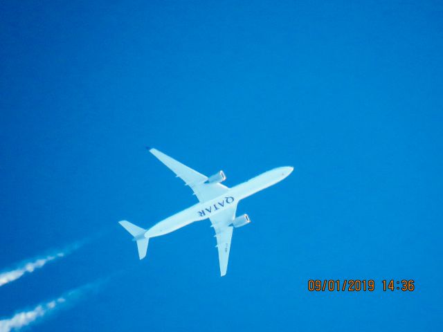 Airbus A350-1000 (A7-ANF)