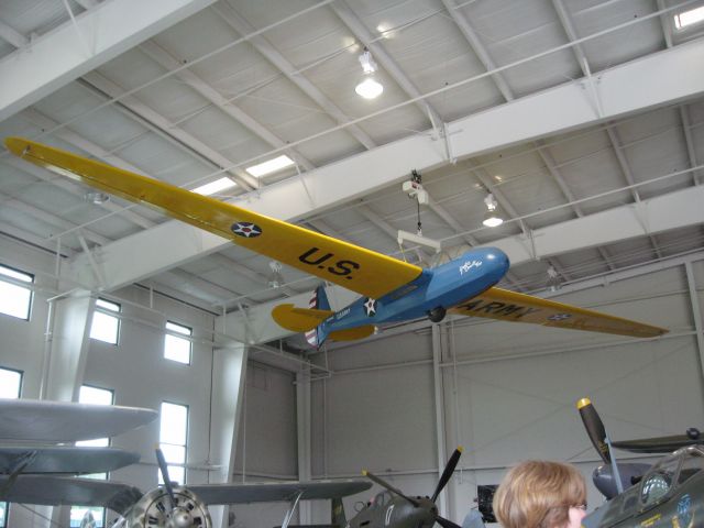 — — - USAAC Training Glider