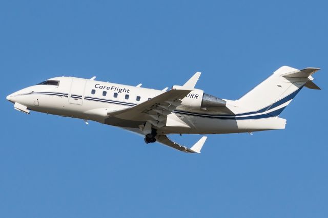 Canadair Challenger (VH-URR)