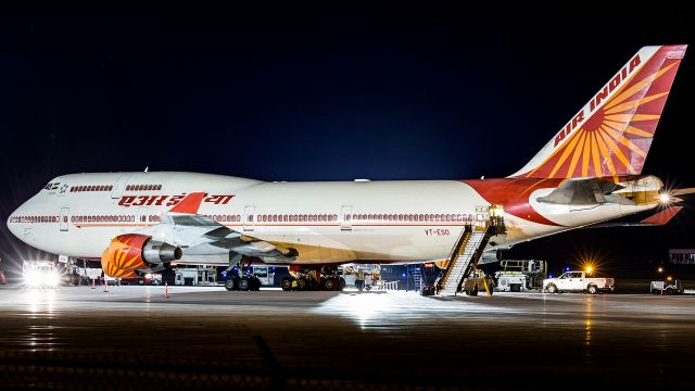 Boeing 747-400 (VT-ESO) - State visit.