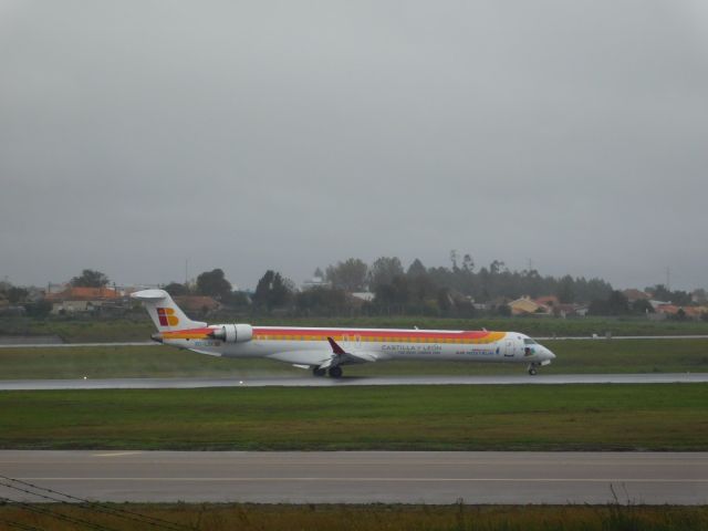 de Havilland Dash 8-400 (EC-LOX)