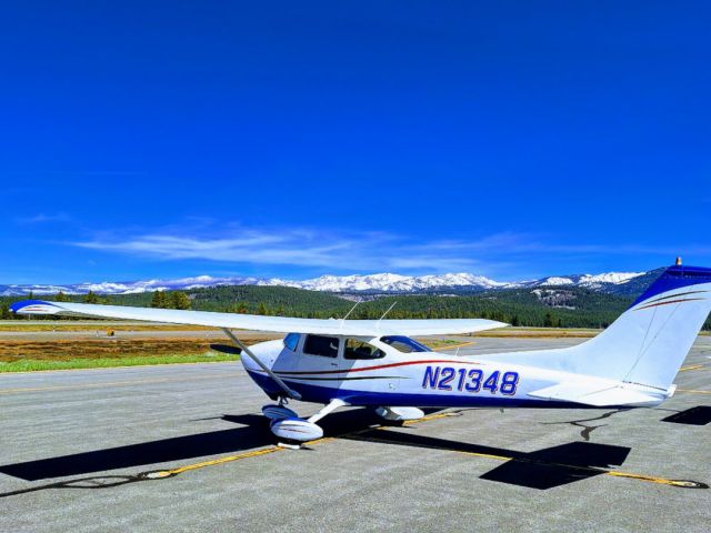 Cessna Skylane (N21348)