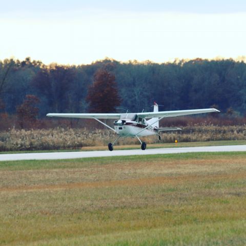 Cessna Skywagon (N585PM) - Rotate