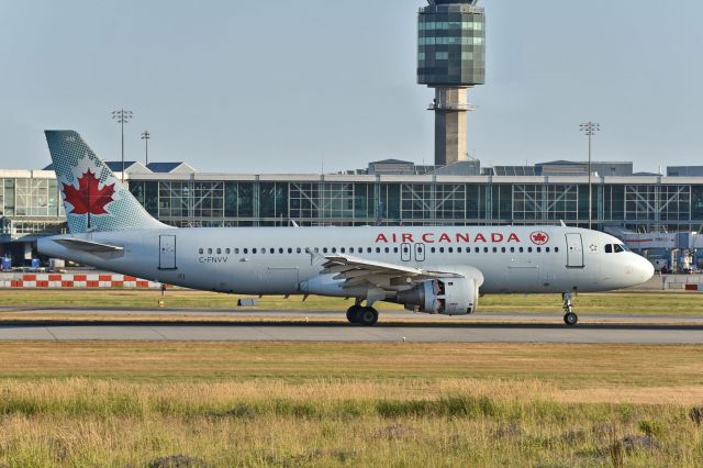 Airbus A320 (C-FNVV)