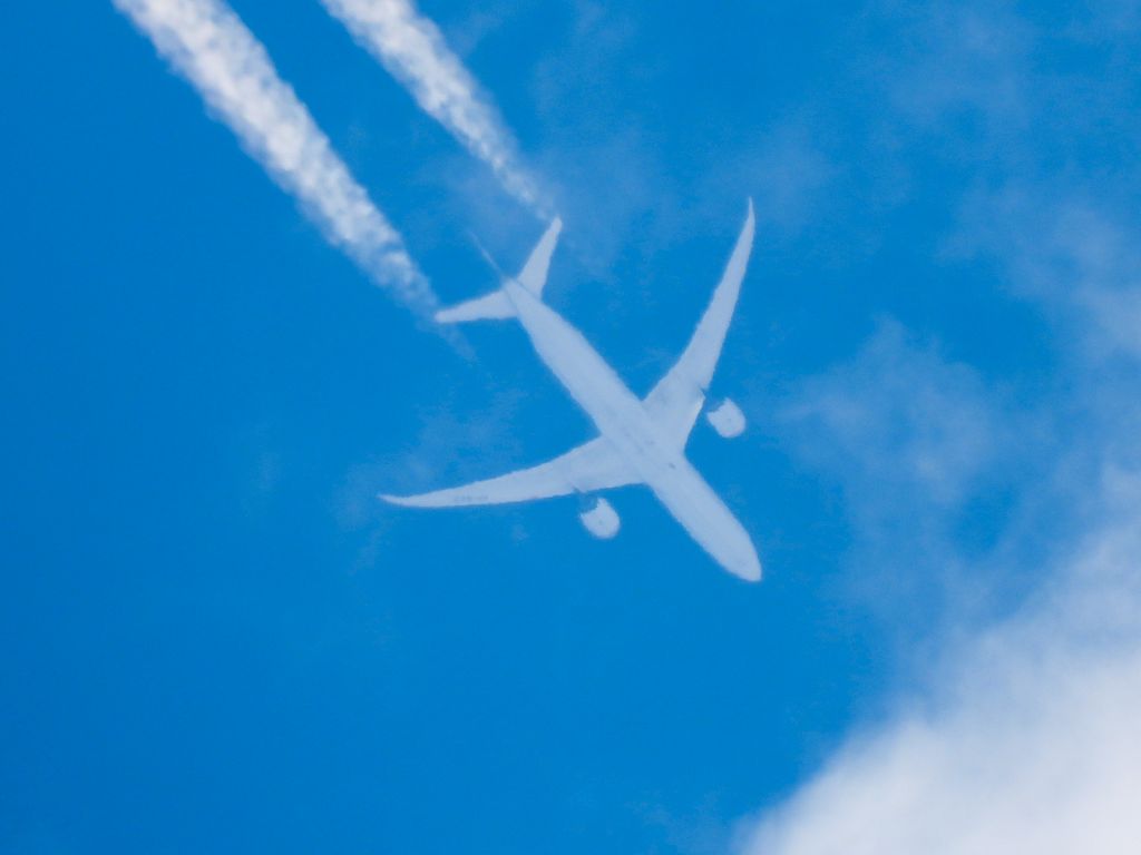 BOEING 787-10 Dreamliner (PH-BKD) - KLM661br /AMS-IAHbr /08/24/22