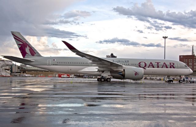 Airbus A350-900 (A7-ALC) - 9th ever built A350 delivered May 08th,2015