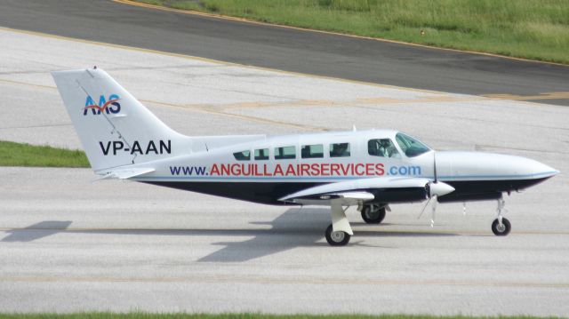 Cessna 402 (VP-AAN)