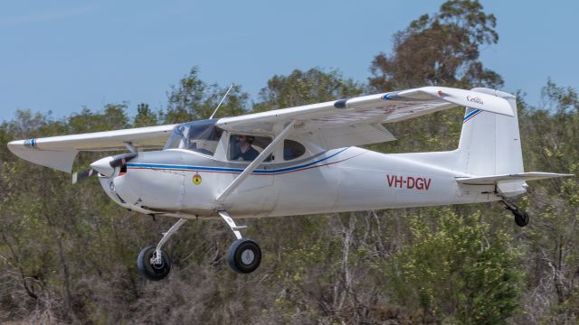 Cessna Commuter (VH-DGV)