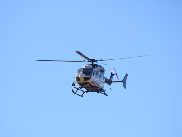 KAWASAKI EC-145 (N481LF)
