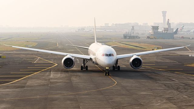 Boeing 787-9 Dreamliner (VT-TSE)