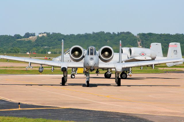 A10 — - Col. David Peterson taxis his A-10 to the runway. 188th FW Flying Razorbacks