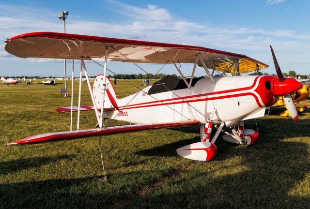 GREAT LAKES Sport Trainer (N240DG)