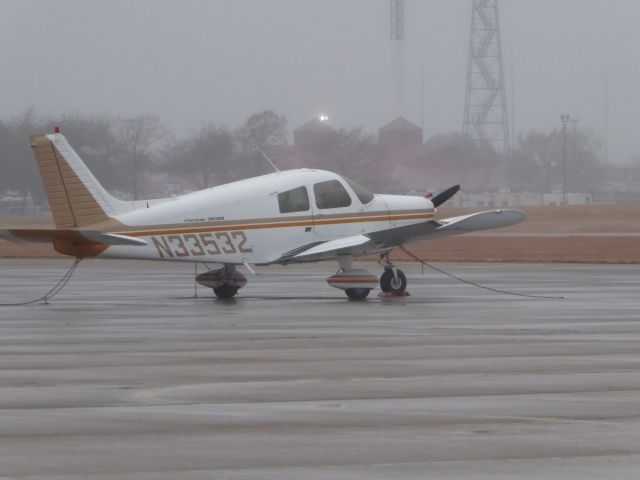 Piper Cherokee (N33532)