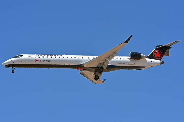 Canadair Regional Jet CRJ-900 (C-GJZV) - Air Canada Express CRJ-900 C-GJZV at Phoenix Sky Harbor on May 22, 2018.