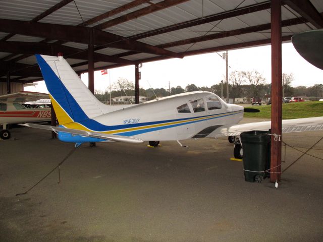 Piper Cherokee Arrow (N56087) - Fresh paint.