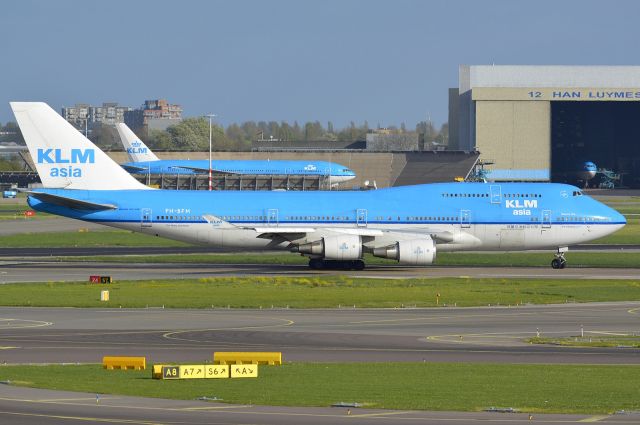 Boeing 747-400 (PH-BFM)