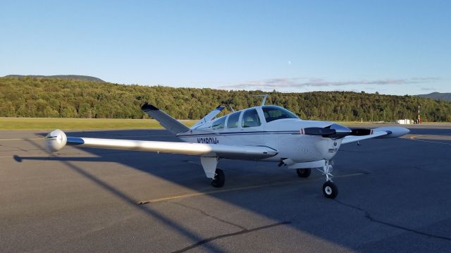 Beechcraft 35 Bonanza (N3180W)