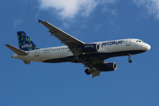 Airbus A320 (N585JB) - Landing Runway: 27L. IFR. Squawk 7105. Operating as "Jet Blue" JBU105/B6105 on 9/04/2018