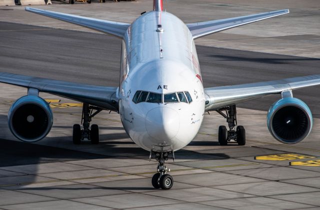 BOEING 767-300 (OE-LAE)