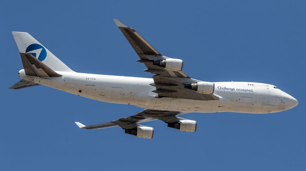 Boeing 747-400 (4X-ICA)