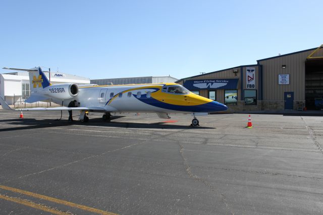 Learjet 60 (N929SR) - Waco Flying Service FBO