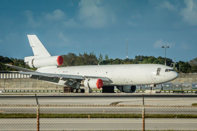 McDonnell Douglas DC-10 (N370FE) - After FedEx colors removed - post landing crash at KFLL.