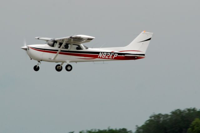 Cessna Cutlass RG (N82EP) - 2013 Sun n Fun Parade of Planes