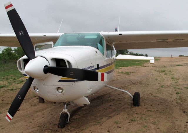 Cessna Centurion (ZS-AVB) - Stuck in loose sand after heavy rain. Chitwa Chitwa lodge, South Africa