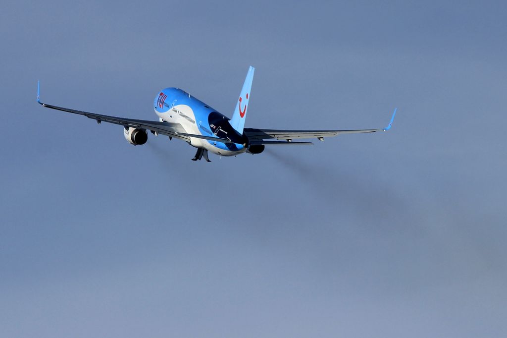 Boeing 757-200 (G-OOBP)
