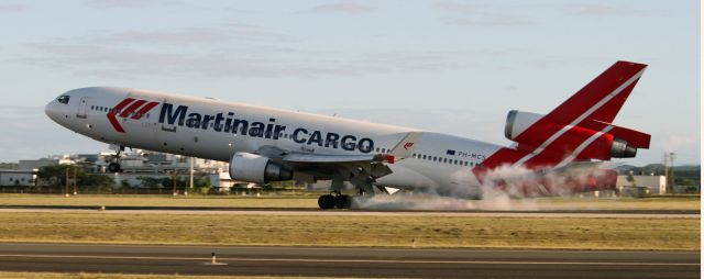 Boeing MD-11 (PH-MCS) - MD-11 landing at BQN