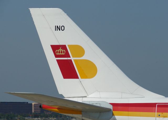 Airbus A340-600 (EC-INO)