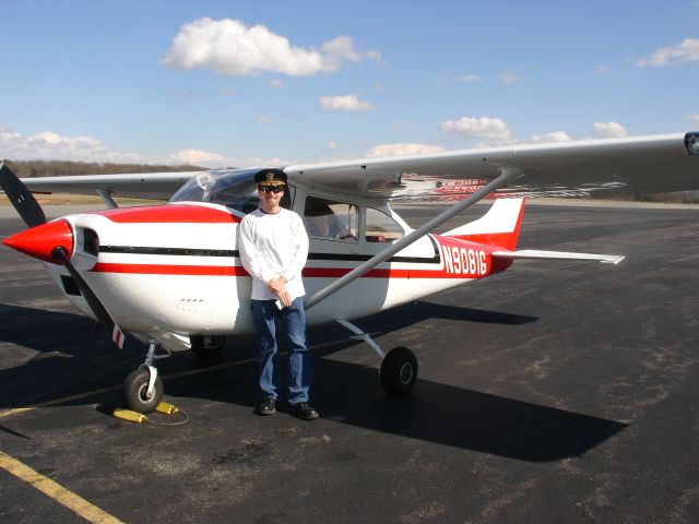 Cessna Skylane (N9081G)