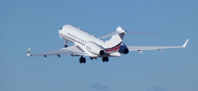 Bombardier Global 5000 (N122QS) - Shortly after departure is this 2022 Bombardier Global Express 5500 in the WInter of 2024.