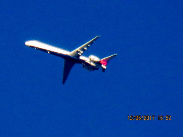 McDonnell Douglas MD-88 (N924DL)