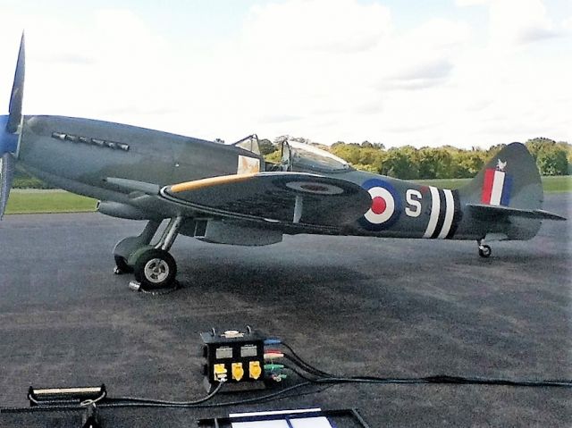 SUPERMARINE Spitfire (N969SM) - 1945 Vickers Supermarine Spitfire XVIII (SM969) at (JYO) Leesbourg Air Show - September 29, 2012 