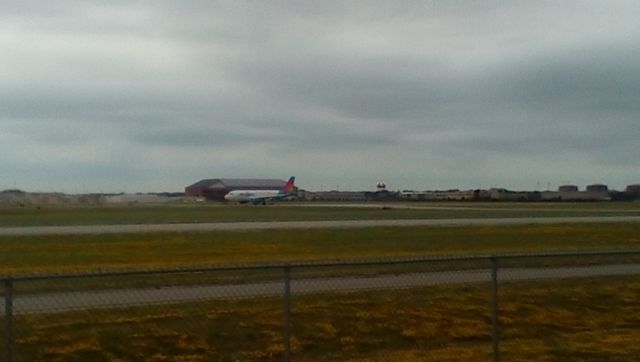 Airbus A319 (N324NV) - Waiting for take off on Runway 36 in Fargo. 