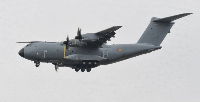 AIRBUS A-400M Atlas (CYL05) - On final to JB Andrews