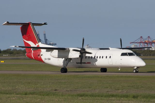 de Havilland Dash 8-200 (VH-SBW)