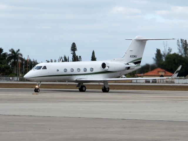 Gulfstream Aerospace Gulfstream 3 (N32MJ)