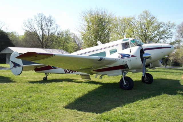 N36BC — - Beech 18 N36BC pictured early morning of Day 2 of the Beechcraft Heritage Museums BHM Board of Trustees Meeting 2008.