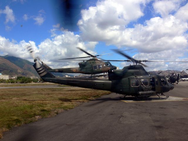Bell 412 (EV8841)