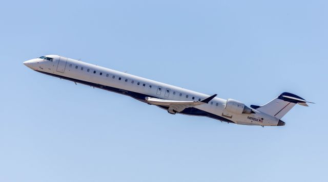 Canadair Regional Jet CRJ-900 (N898SK)