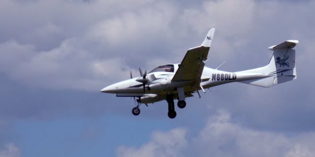 Diamond Twin Star (N660LD) - About to touch down is this 2006 Diamond DA42 Twin Star from the Spring of 2024.