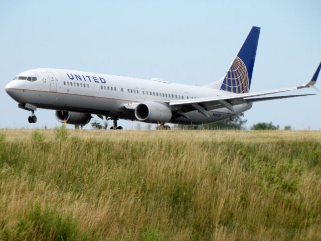 Boeing 737-900 (N69839)