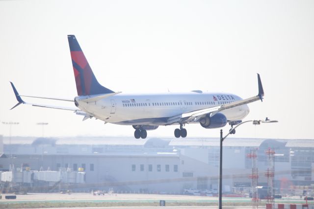 Boeing 737-900 (N865DN)