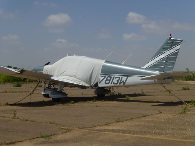 Piper Cherokee (N7813W)