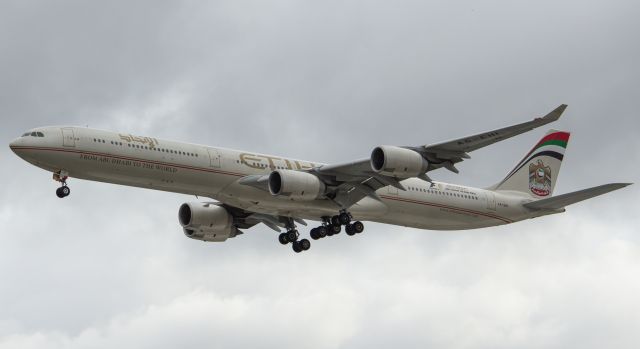 Airbus A340-600 (A6-EHI) - 14/11/16 - SBGR - Guarulhos - Abu Dhabi - São Paulo