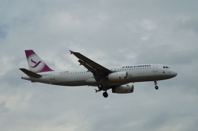 Airbus A320 (TC-FBR)